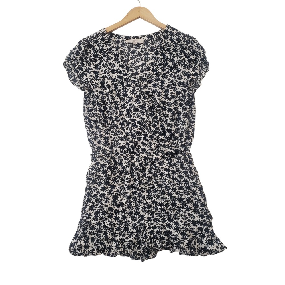 LOFT Floral Romper 10 Navy Blue White Ruffle Hem V Neck Short Sleeve Boho Summer